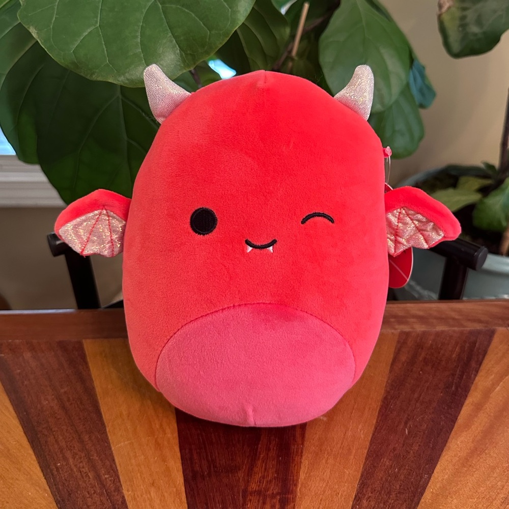 Squishmallows Karlie Red Devil Demon Bat 8" Plush NEW Halloween Winking Love
